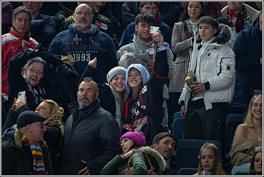 PENNY DEL; Koelner Haie- Duesseldorfer EG; Koeln, 16.12.2022